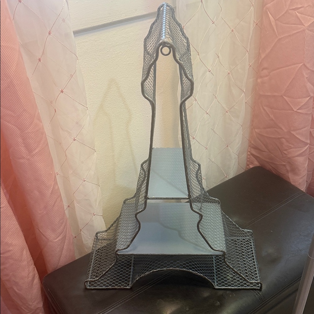 Eiffel Tower Wire Shelf